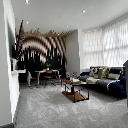 Luxury 2 Bed Duplex Apartment By Yo Room! - Leicester City- Free Parking Εξωτερικό φωτογραφία