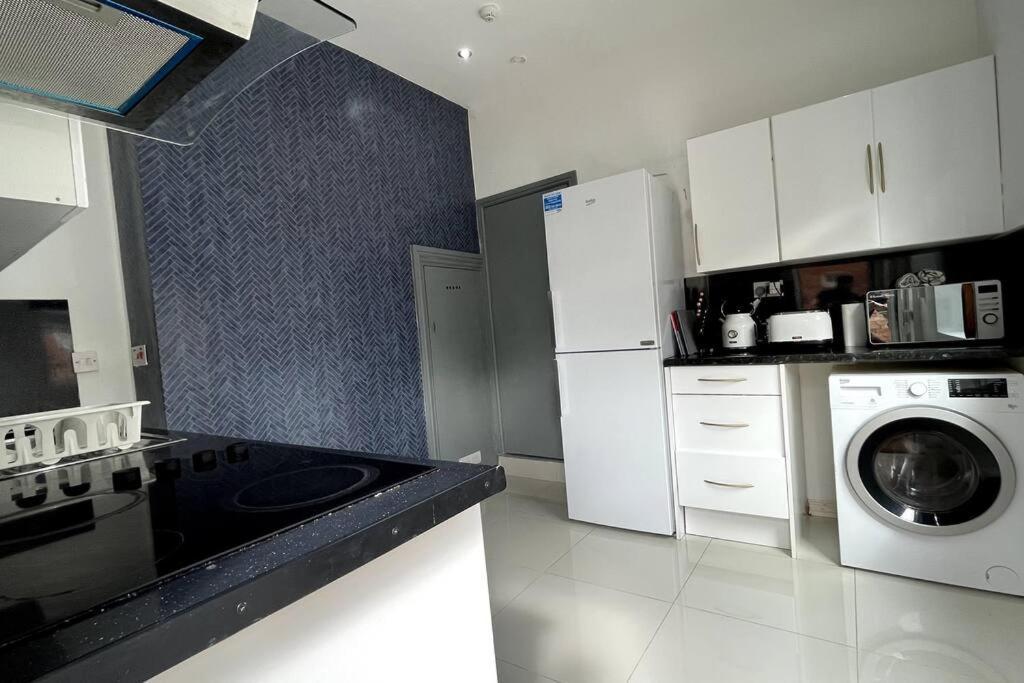 Luxury 2 Bed Duplex Apartment By Yo Room! - Leicester City- Free Parking Εξωτερικό φωτογραφία