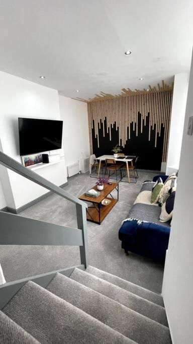 Luxury 2 Bed Duplex Apartment By Yo Room! - Leicester City- Free Parking Εξωτερικό φωτογραφία